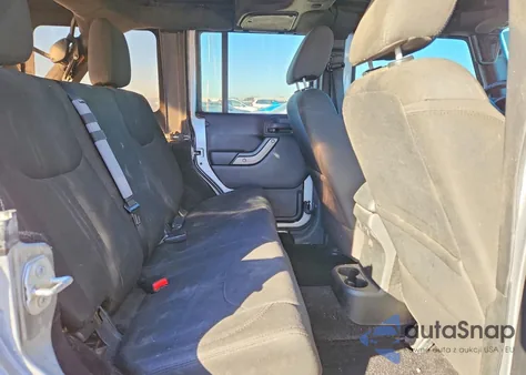 2016 Jeep Wrangler Unlimited Sport z USA, uszkodzony, nr VIN 1C4BJWDG2GL176895